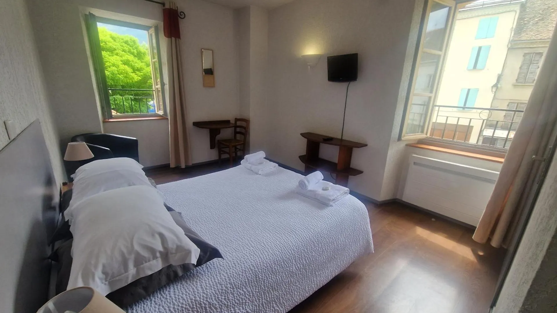 Hotell L'Auberge De Mens